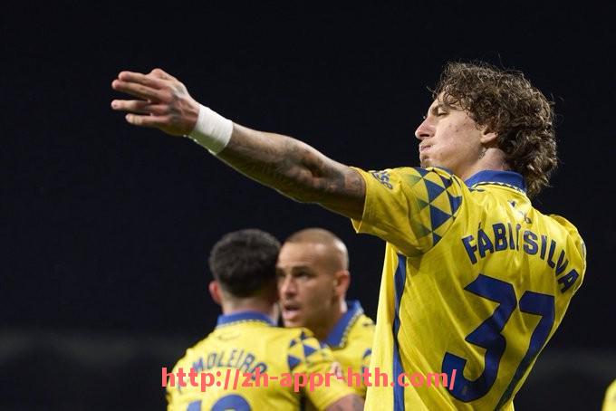 华体会hth官方网站下载-英超逆风球队的赛季分析与调整策略